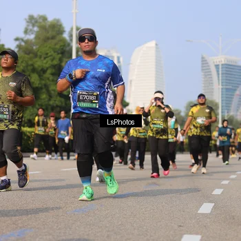 Runner Photo 6920905