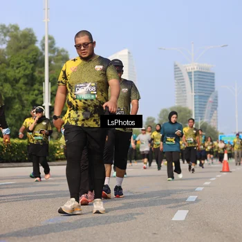 Runner Photo 6920906