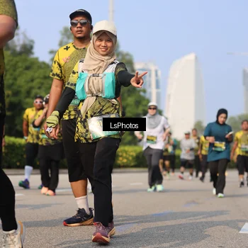 Runner Photo 6920910
