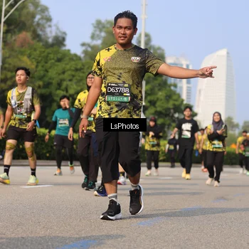Runner Photo 6920928