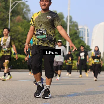 Runner Photo 6920930