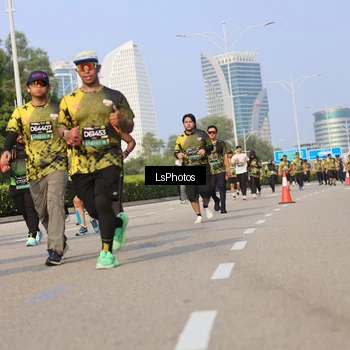 Runner Photo 6920949