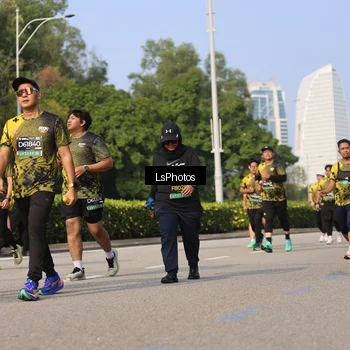 Runner Photo 6920952