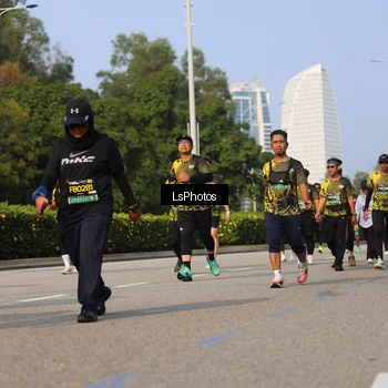 Runner Photo 6920956