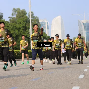Runner Photo 6920960