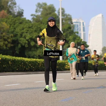 Runner Photo 6920977