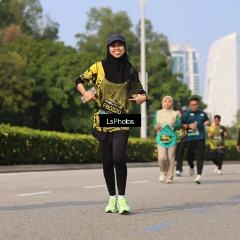 Runner Photo 6920978