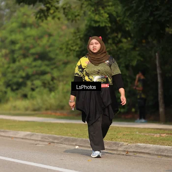 Runner Photo 6921002