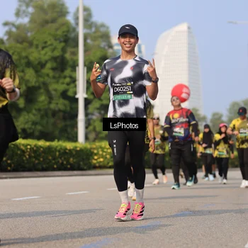 Runner Photo 6921013