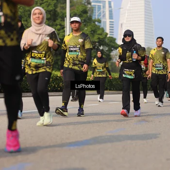 Runner Photo 6921045