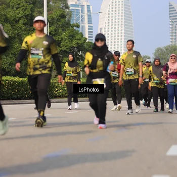 Runner Photo 6921048