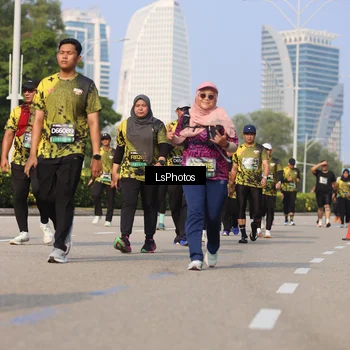 Runner Photo 6921066