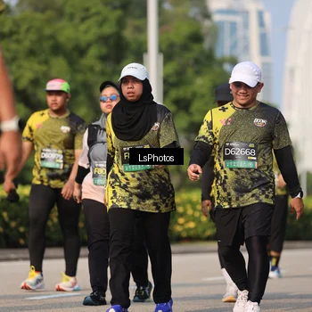Runner Photo 6921082