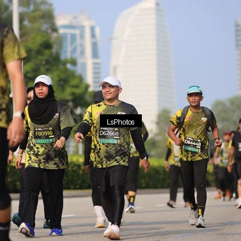 Runner Photo 6921085