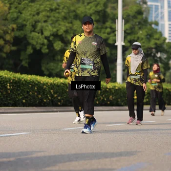 Runner Photo 6921092