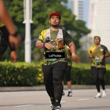Runner Photo 6921107