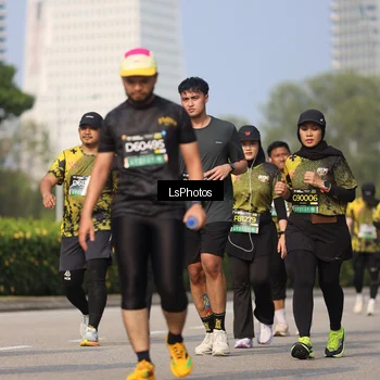 Runner Photo 6921129