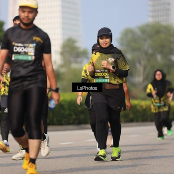Runner Photo 6921132