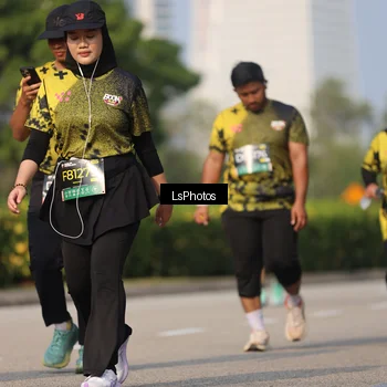 Runner Photo 6921141
