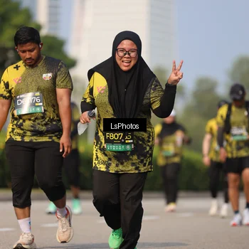 Runner Photo 6921145