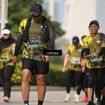 Runner Photo 6921154