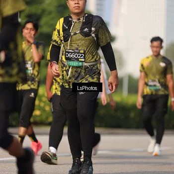 Runner Photo 6921160