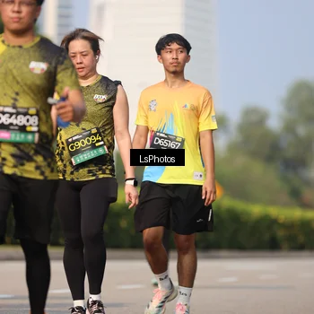 Runner Photo 6921170
