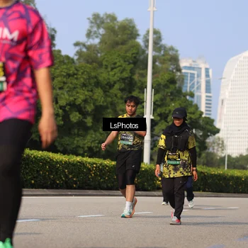 Runner Photo 6921212
