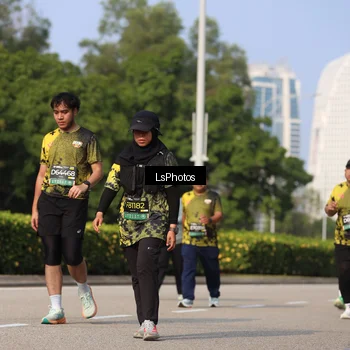 Runner Photo 6921215