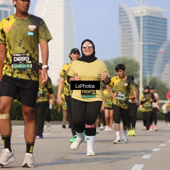Runner Photo 6921250