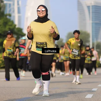 Runner Photo 6921255