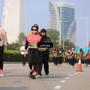 Runner Photo 6921291