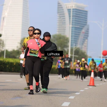 Runner Photo 6921292