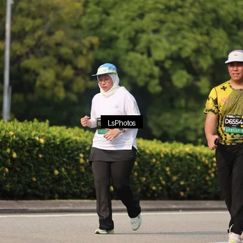 Runner Photo 6921297
