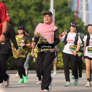 Runner Photo 6921322