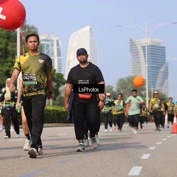 Runner Photo 6921328