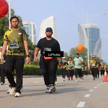 Runner Photo 6921329