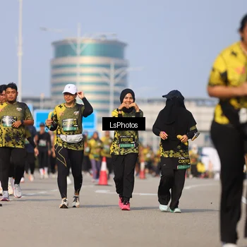Runner Photo 6921366