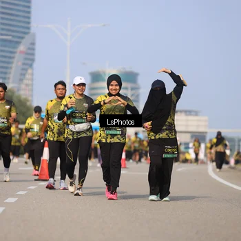 Runner Photo 6921378