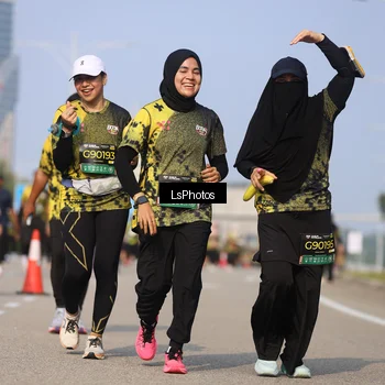 Runner Photo 6921390