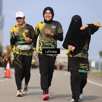 Runner Photo 6921391
