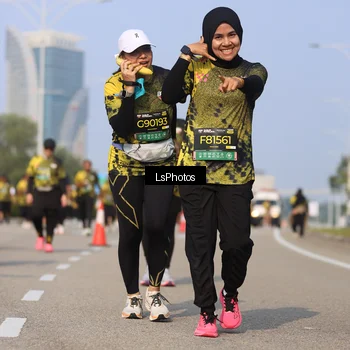 Runner Photo 6921396