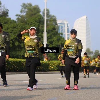 Runner Photo 6921410