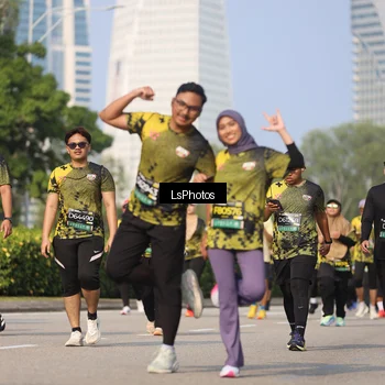 Runner Photo 6921434