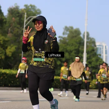 Runner Photo 6921448