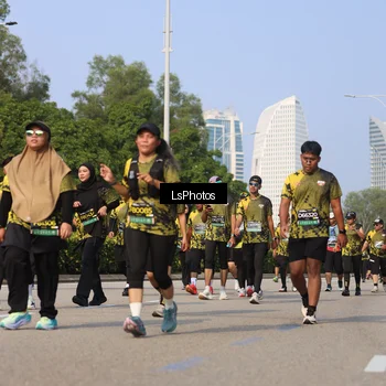 Runner Photo 6921454