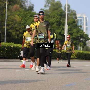 Runner Photo 6921464