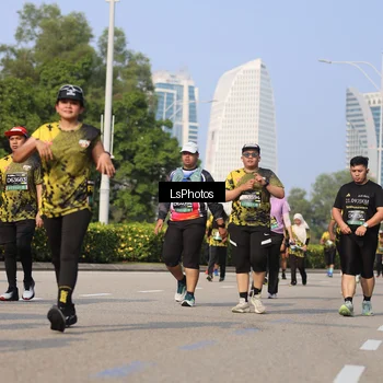 Runner Photo 6921470