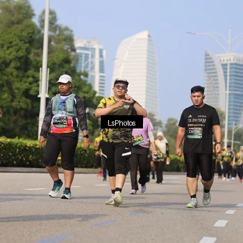 Runner Photo 6921473