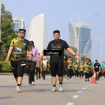 Runner Photo 6921474